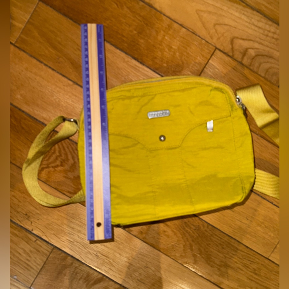 Baggallini Mustard Yellow Crossbody Bag - Picture 8 of 12